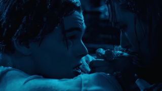 Céline Dion weighs in Jack's unnecessary <i>Titanic</i> fate, somehow turns it into a Pointer Sisters tribute